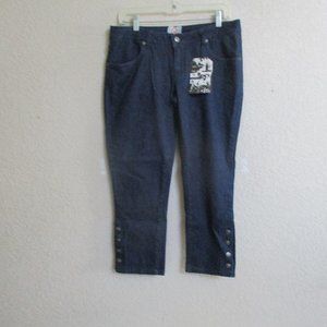 New CHOR Jeans Button Leg Size 13